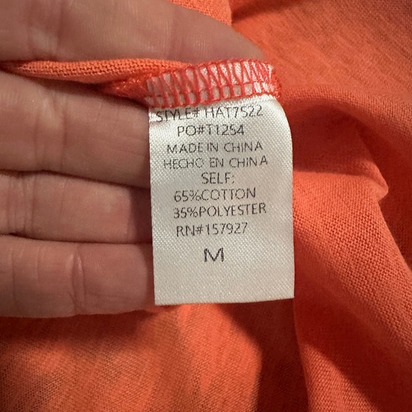 La mile V-Neck High-Low Raw Hemlines Side Slits with Pockets Top Size Medium - Picture 5 of 5